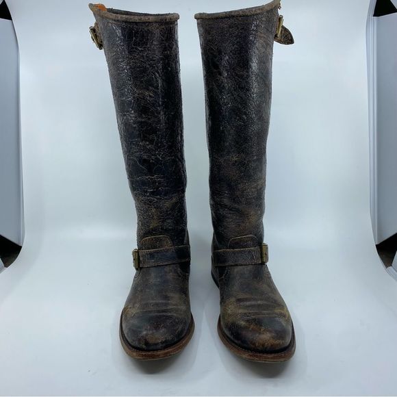 Frye Veronica  Leather Boots Color Brown Fashion Cracked Shiny Finish SZ 6 - Picture 2 of 15